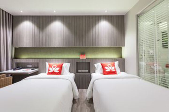 Room 21 of 53