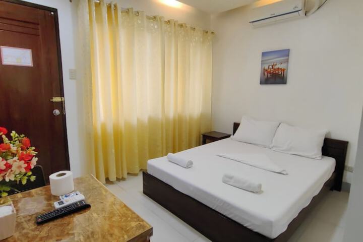 Room 12 of 29