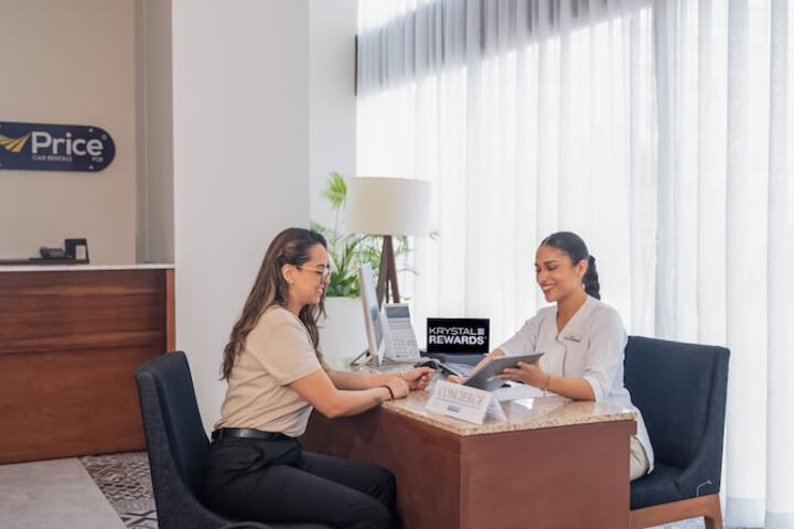 Concierge desk
