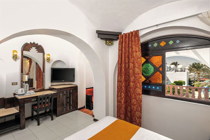 Room 12 of 88