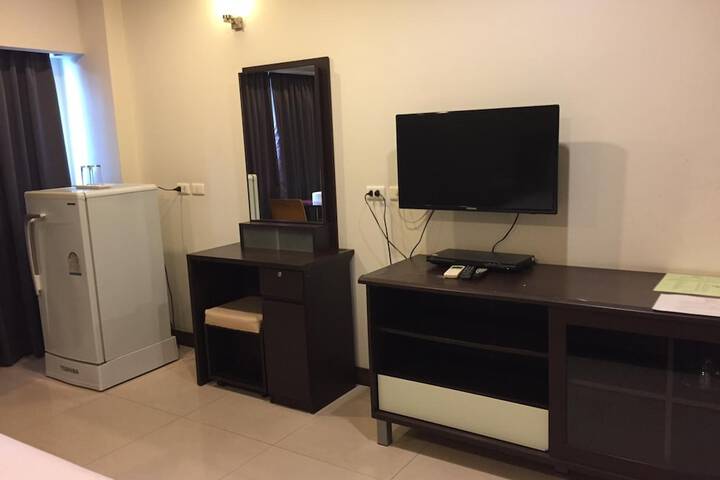 Room 15 of 34
