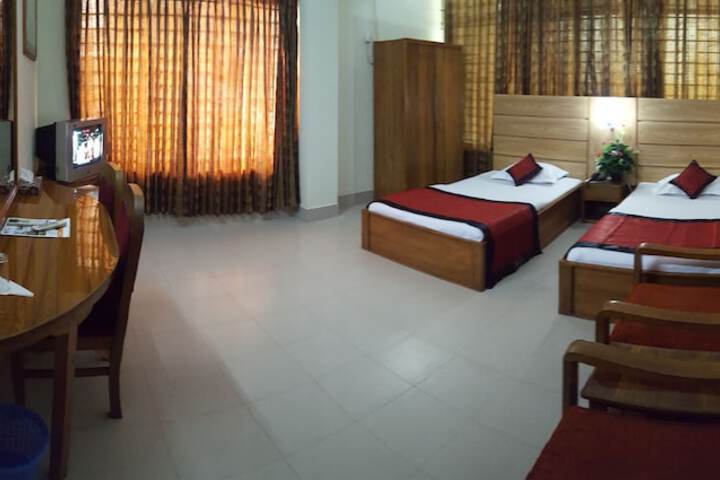 Room 5 of 52