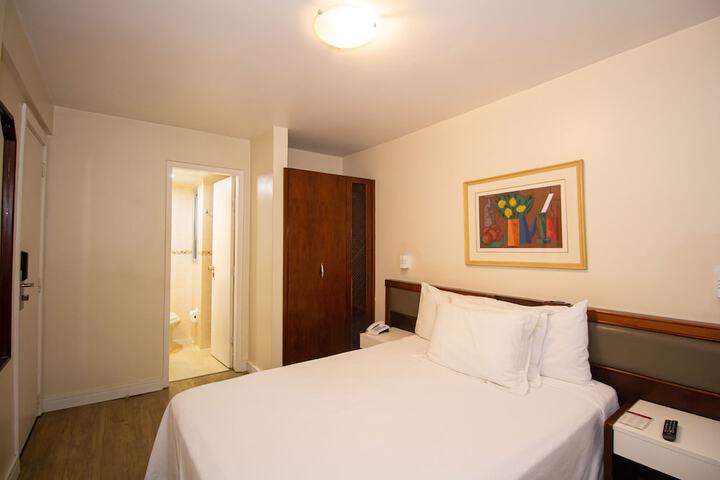 Room 22 of 110