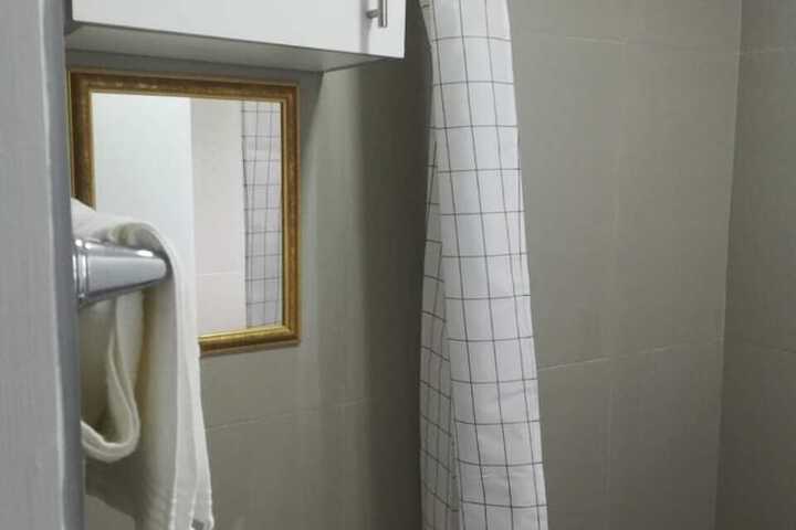 Room 22 of 27