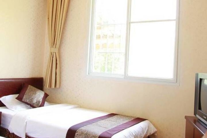Room 21 of 30