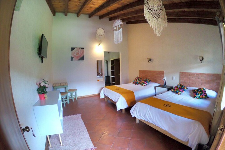 Room 5 of 38