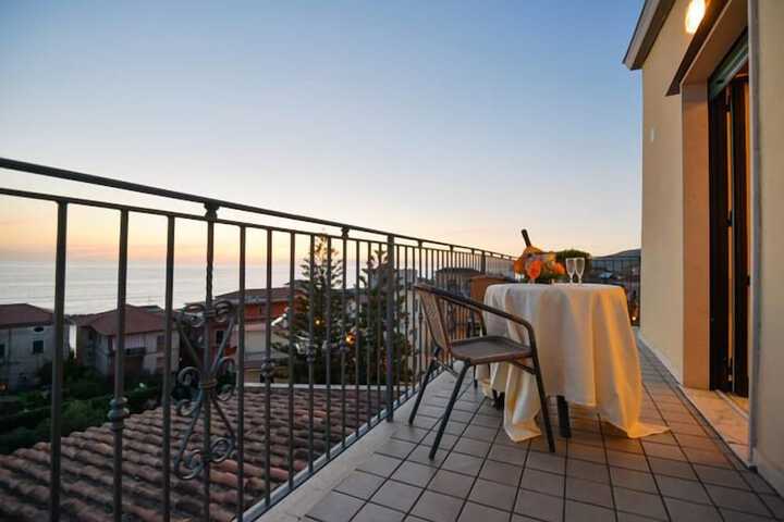 Terrace/Patio 8 of 15