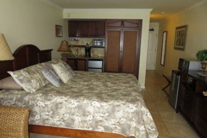 Room 104 of 268