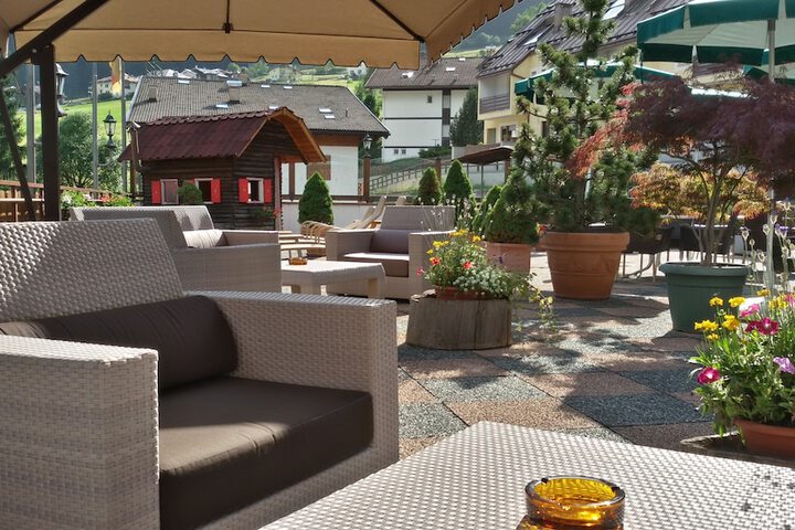 Terrace/Patio 50 of 57