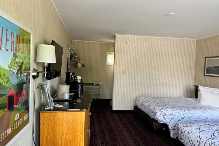 2 Double Beds (15 of 15)