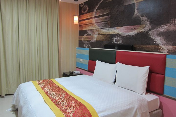 Room 14 of 39