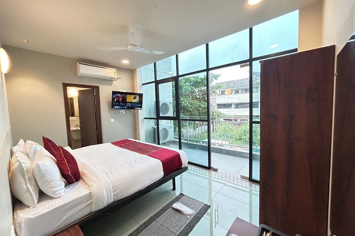 Room 17 of 17