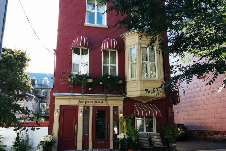 Au Petit Hôtel