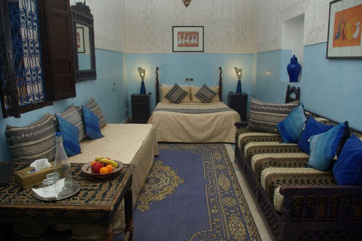 Room 10 of 39