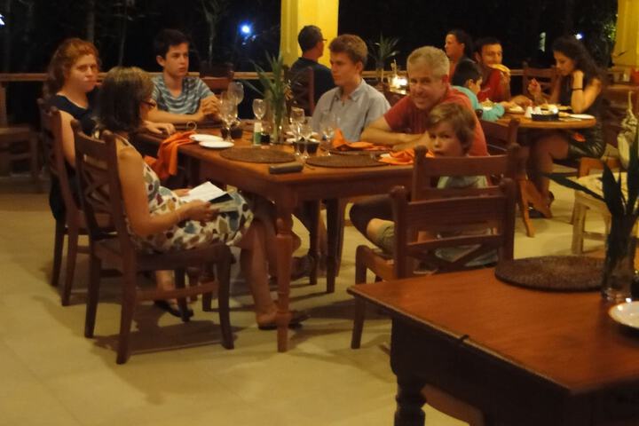 Dining 59 of 83