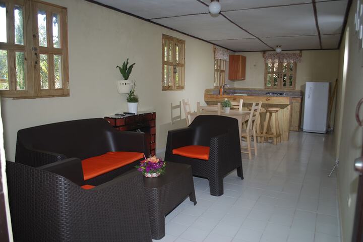 Room 6 of 75