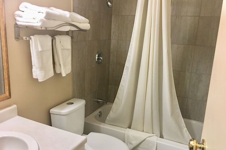 Room 42 of 67