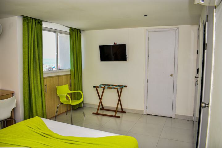Room 34 of 66