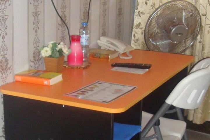 Room 8 of 19