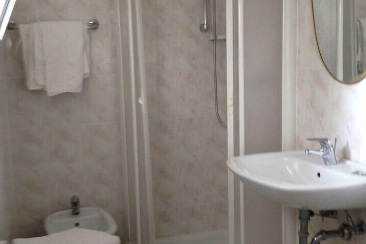 Bath Photo