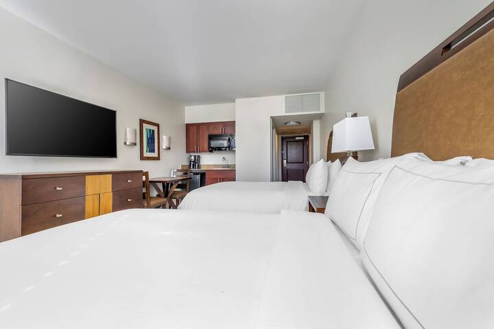 Room 13 of 73