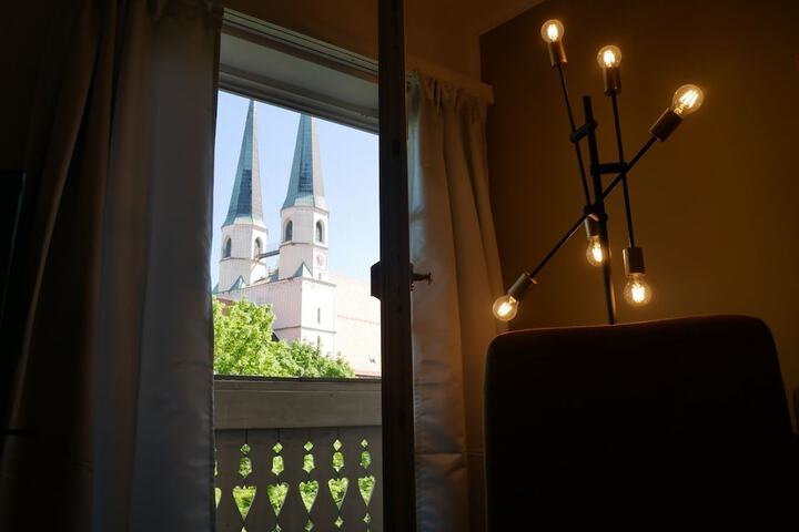 Room 20 of 35