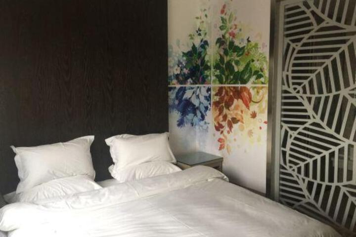 Dingxiang Muhua Hotel