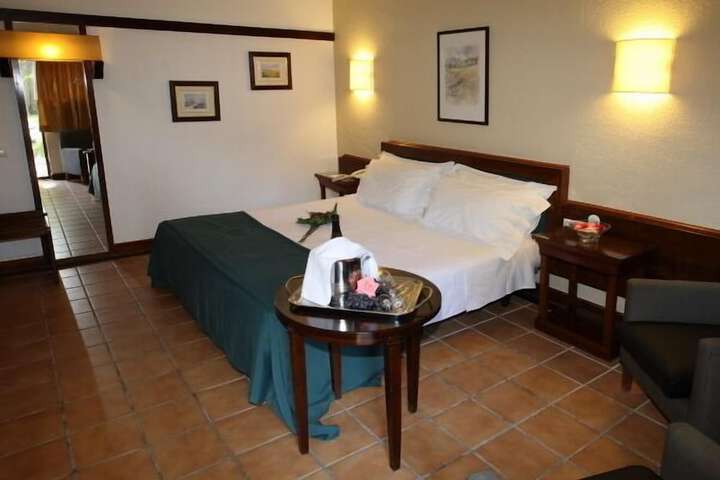 Room 6 of 23