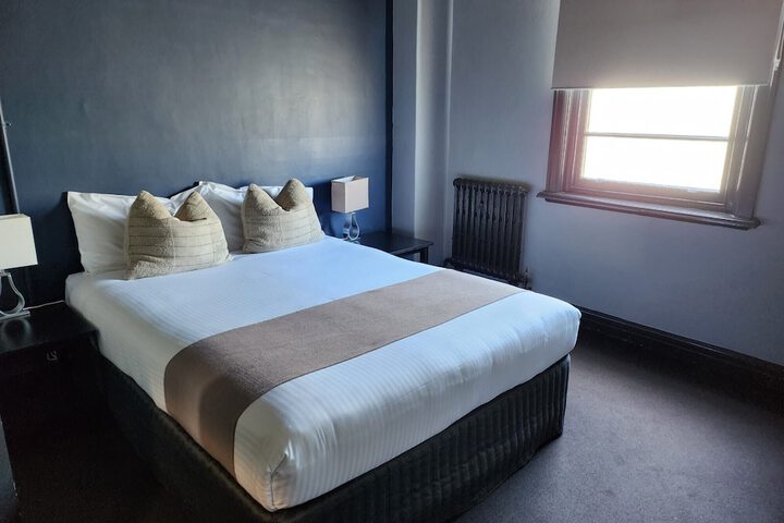 Room 21 of 30