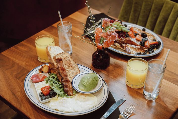Breakfast meal