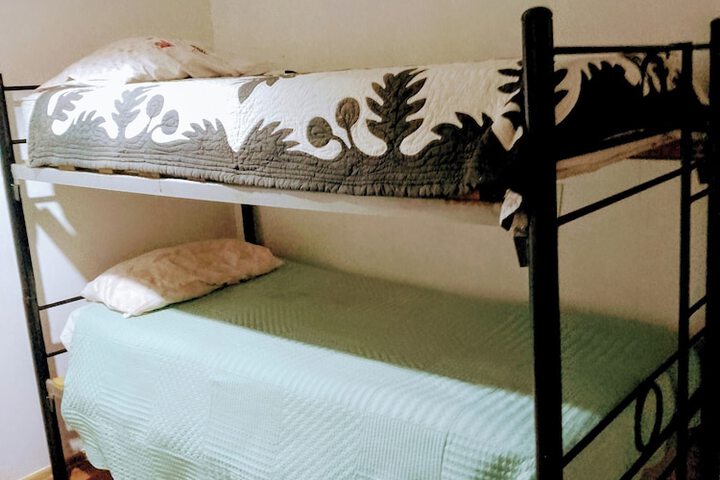 Room 5 of 33