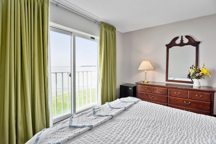Room 7 of 22