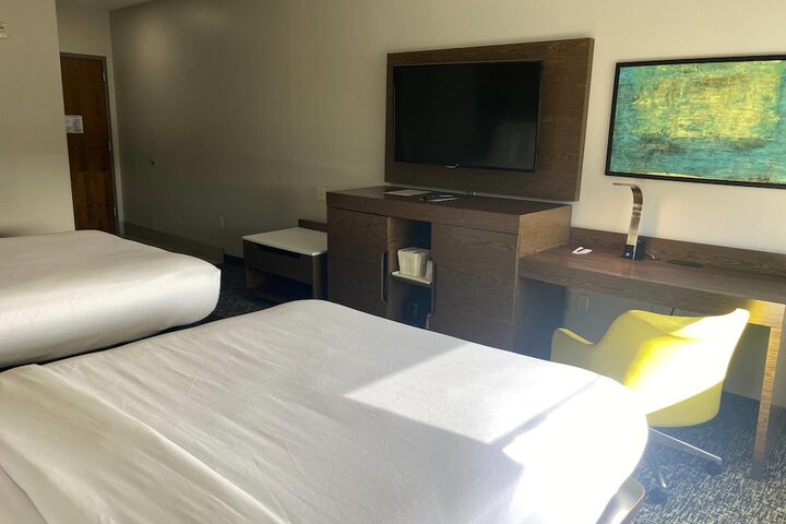 Room 16 of 87