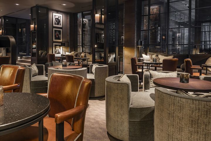 Lounge 59 of 65