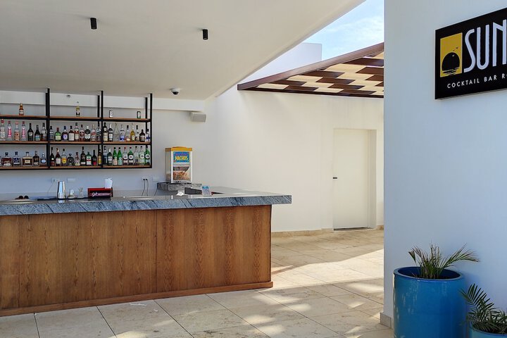 Lounge 220 of 259