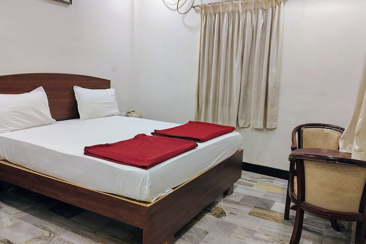 Room 7 of 22