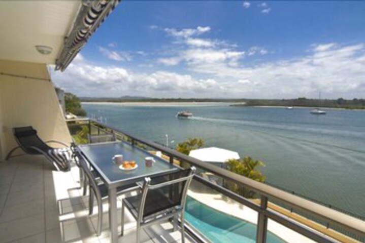Terrace/Patio 2 of 13