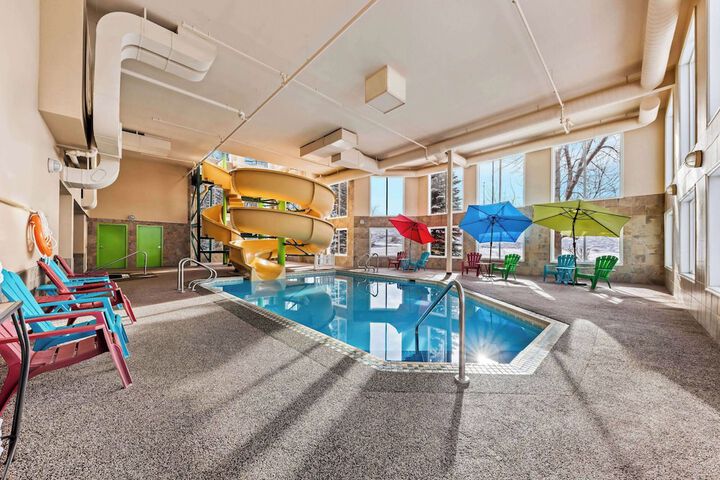 Pools & Facilities