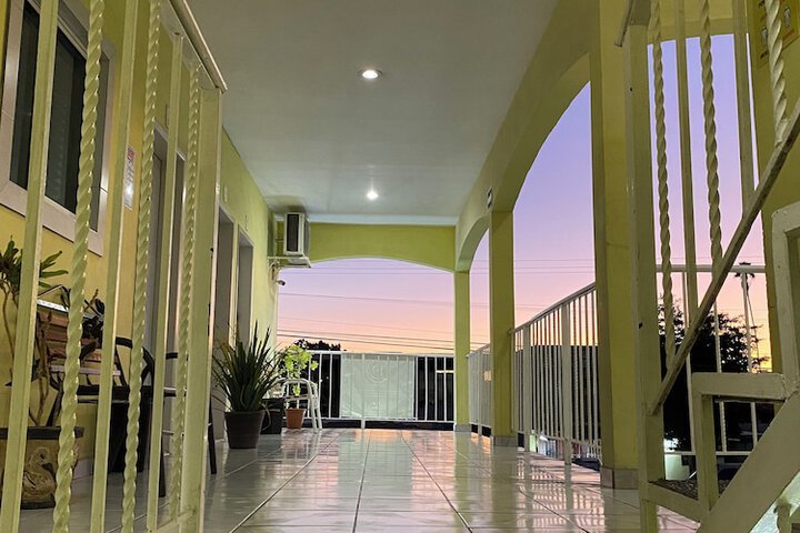Sundeck 59 of 72