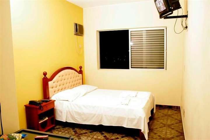 Room 16 of 39
