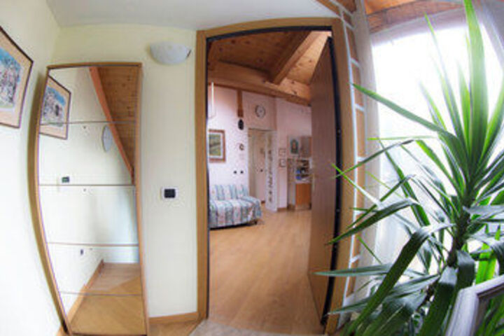 Room 268 of 320