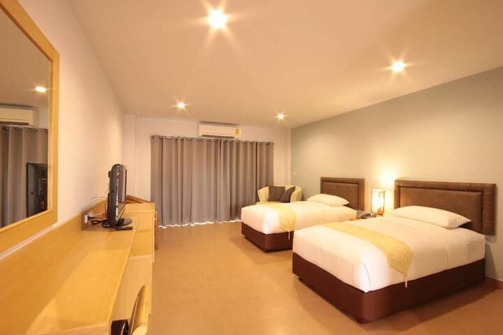 Room 12 of 31
