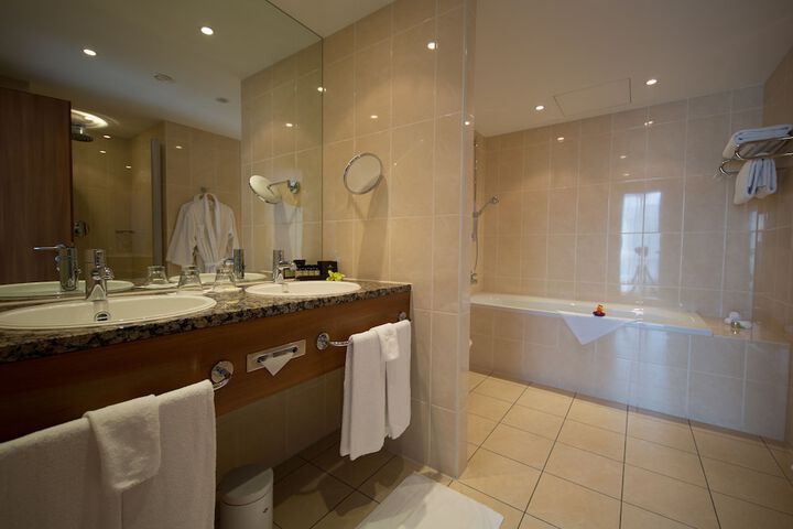 Clean Restrooms