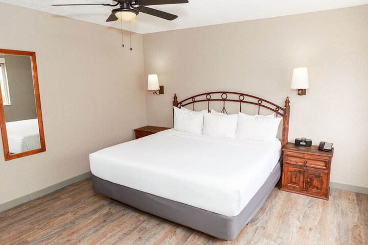 Room 8 of 53