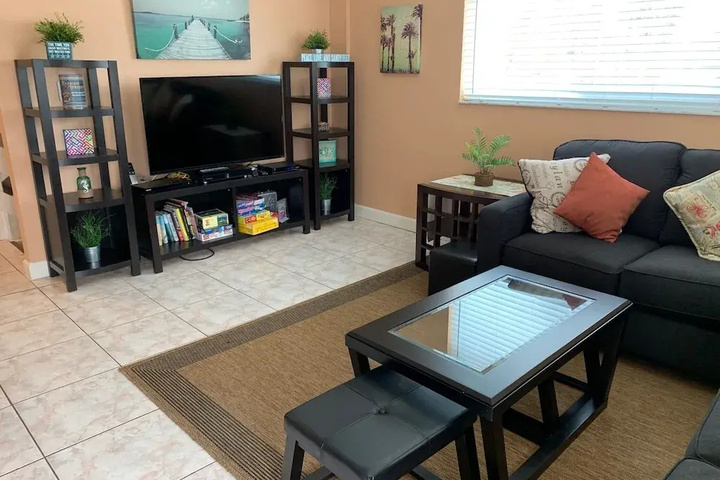 Room 11 of 22