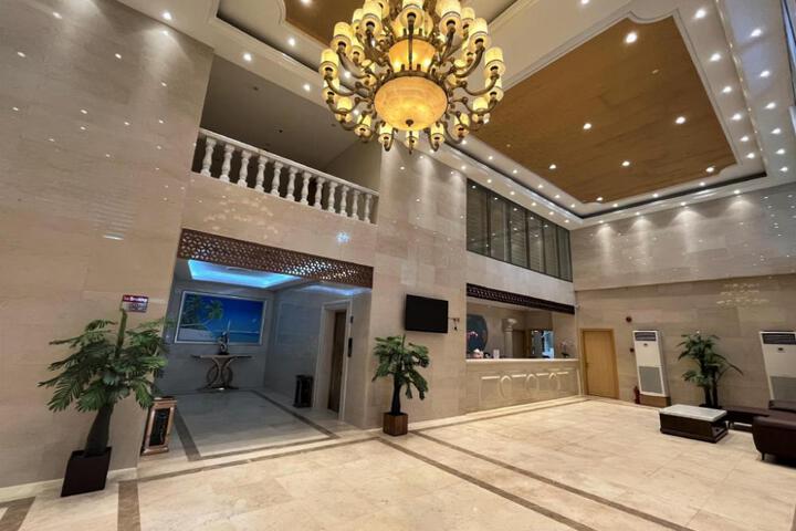 ROYAL J HOTEL