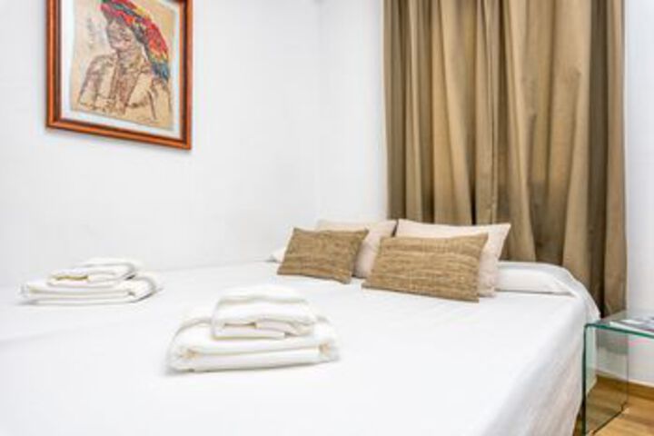 Room 9 of 24