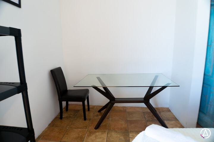 Room 30 of 69