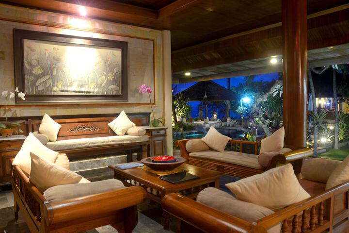 Lobby Entry