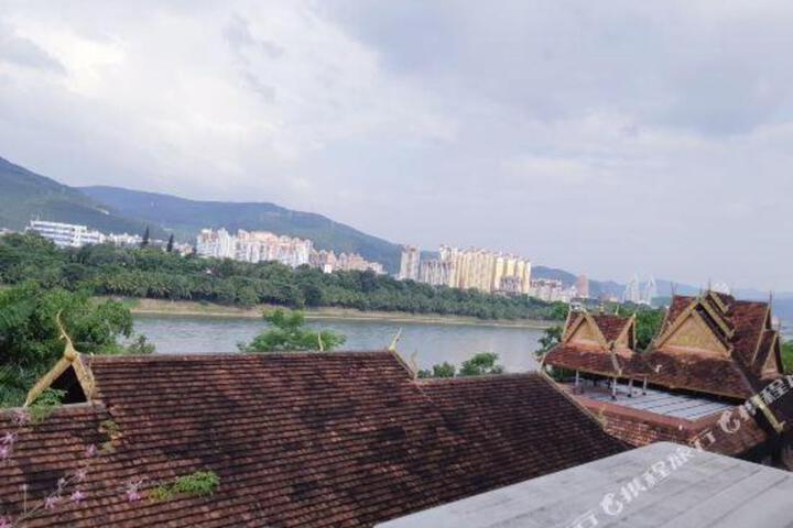 Mekong River South (Daijiangnan) Business Hotel